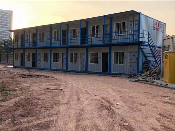住總集團工人住宿箱式房
